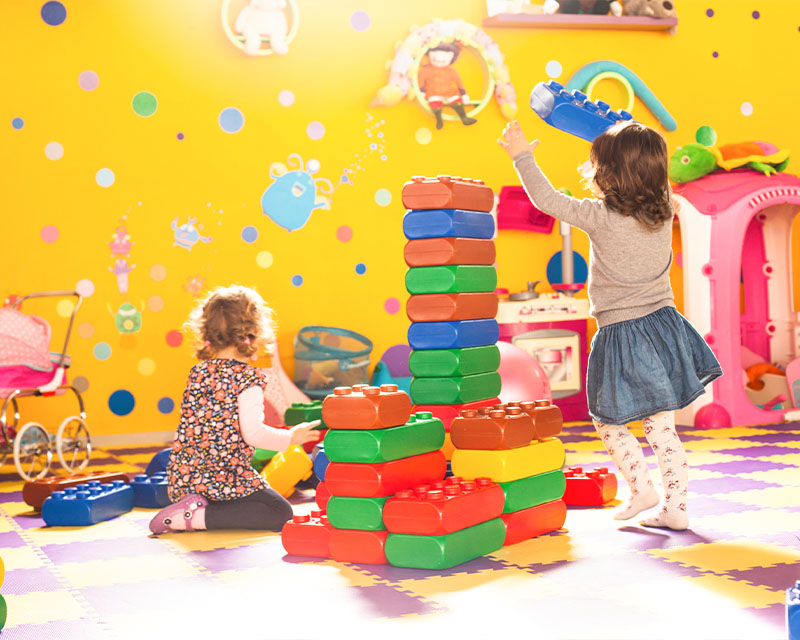 How to choose a safe toy for your baby